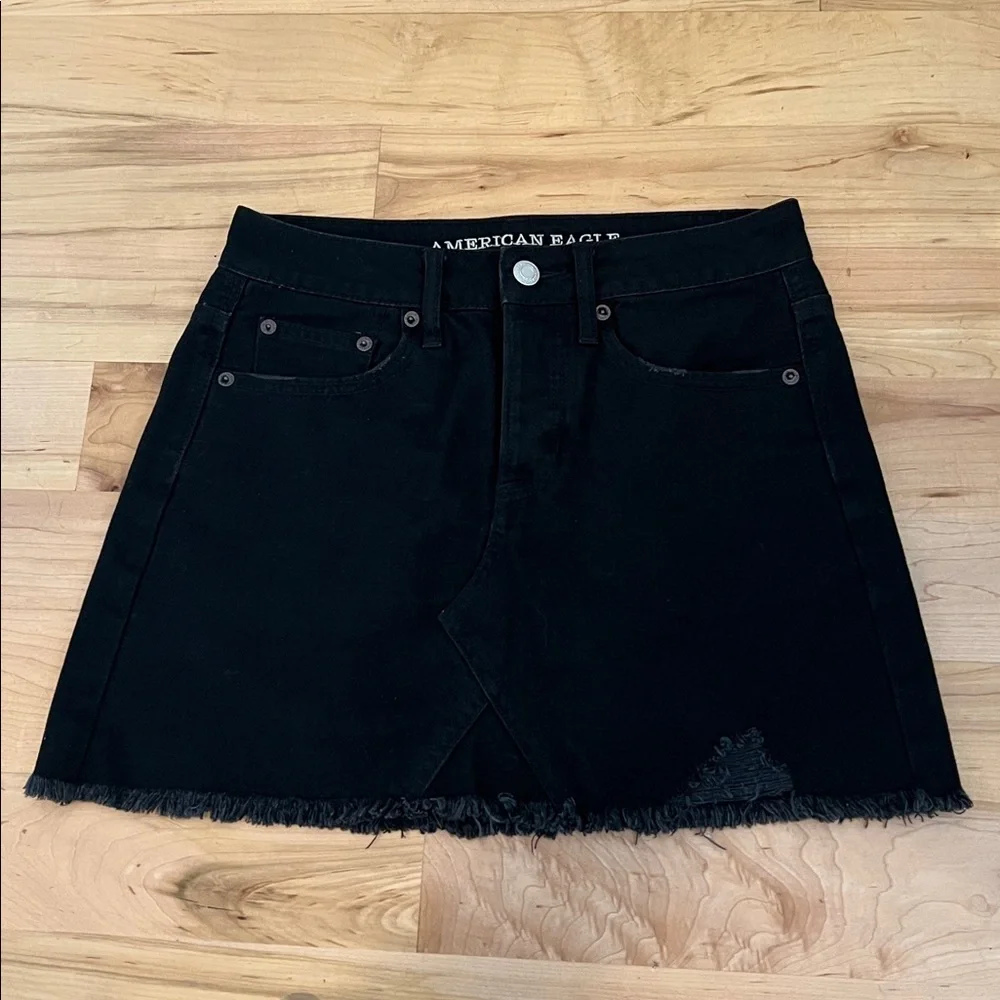 American Eagle Outfitters trendy black